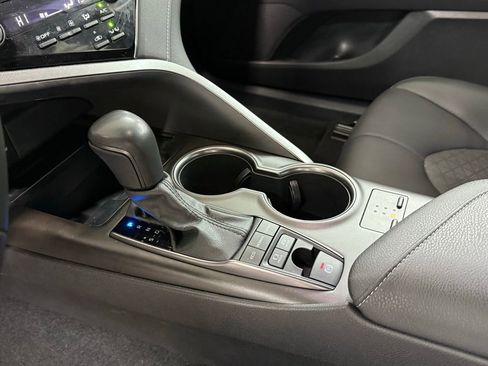 Used 2021 Toyota Camry XSE w/ Cold Weather Package image 19