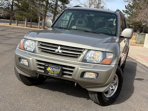 Used 2002 Mitsubishi Montero Limited image 5