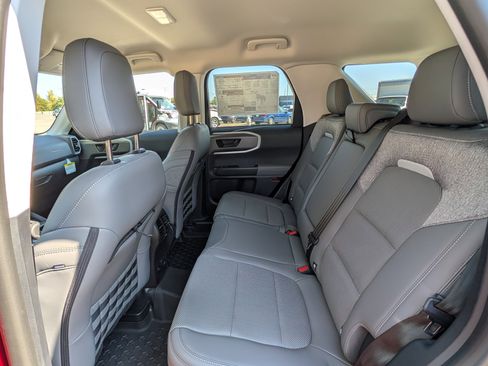 New 2025 Ford Bronco Sport Badlands AWD/4WD image 32