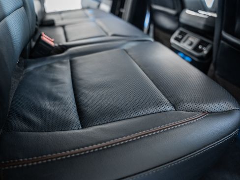 Certified 2023 Ford F150 Lariat w/ Equipment Group 502A High image 36