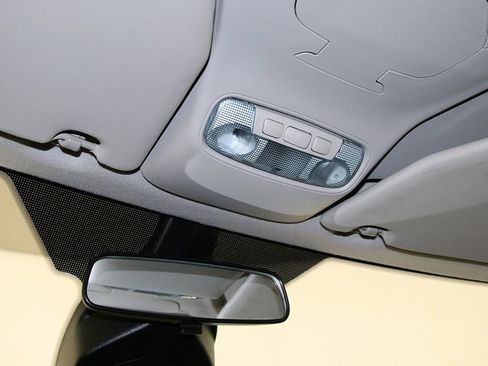 Used 2019 Ford Transit Connect XL image 21