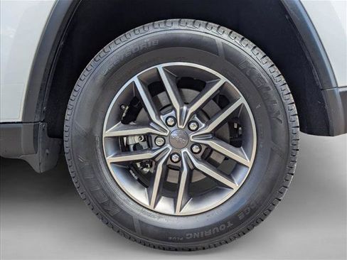 Used 2021 Jeep Grand Cherokee Limited AWD/4WD image 9