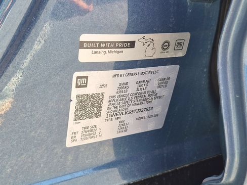 Used 2026 Chevrolet Traverse RS w/ LPO, Floor Liner Package AWD/4WD image 35