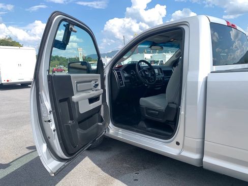 Used 2017 RAM 1500 Tradesman w/ Power & Remote Entry Group RWD image 7