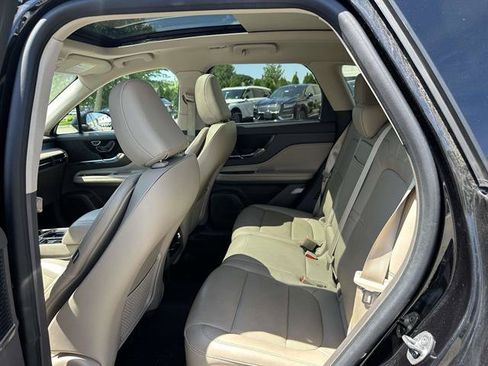 Used 2022 Lincoln Corsair AWD w/ Premium Package image 34