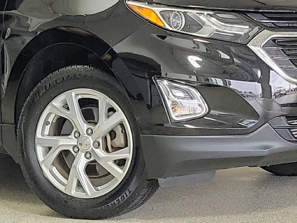 Certified 2019 Chevrolet Equinox LT w/ Sun & Navigation Package AWD/4WD image 2