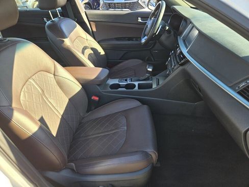 Certified 2019 Kia Optima SX FWD image 17