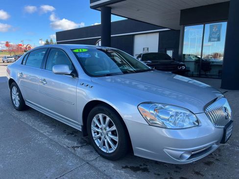 Used 2011 Buick Lucerne CXL w/ Driver Confidence Package image 11