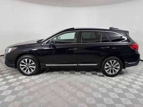 Used 2018 Subaru Outback 2.5i Touring image 8