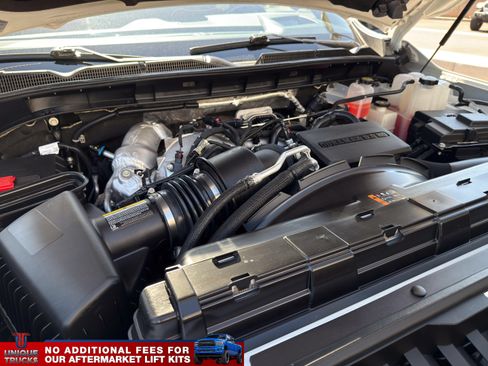 Used 2024 GMC Sierra 3500 Denali Ultimate AWD/4WD image 15