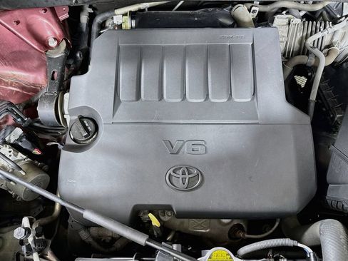 Used 2015 Toyota Highlander Plus AWD/4WD image 29