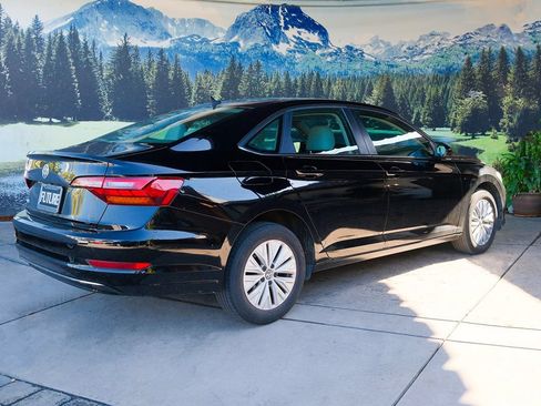 Used 2019 Volkswagen Jetta S w/ Driver Assistance Package FWD image 7