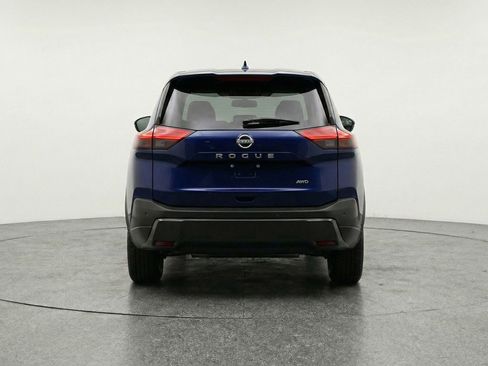 Used 2025 Nissan Rogue SV image 7