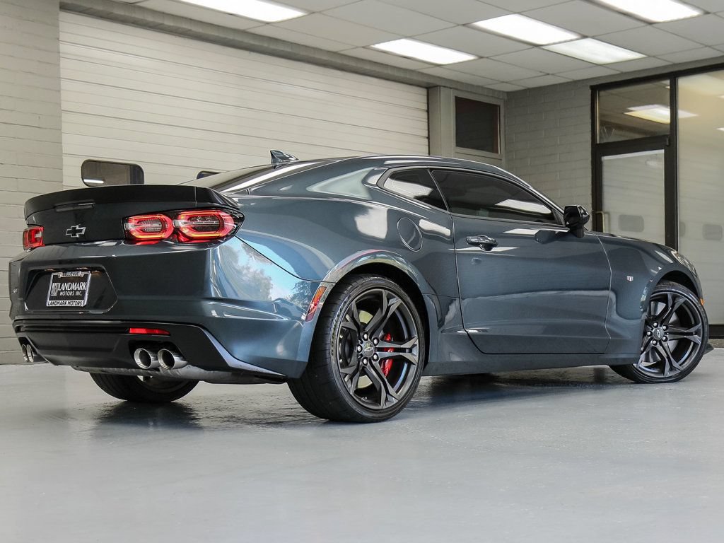 Used 2022 Chevrolet Camaro SS RWD image 28