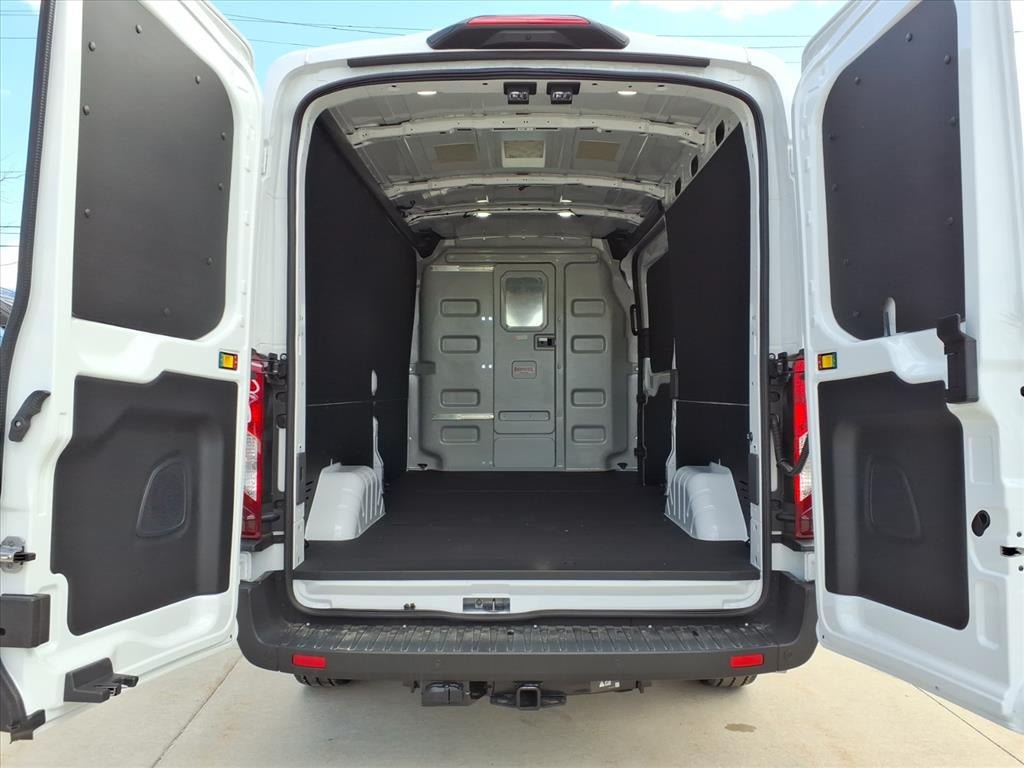 New 2026 Ford Transit 250 148 Medium Roof RWD image 35