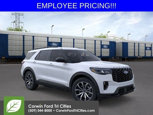 New 2026 Ford Explorer ST-Line AWD/4WD image 1