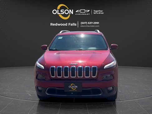 Used 2016 Jeep Cherokee Limited w/ Trailer Tow Group AWD/4WD image 8