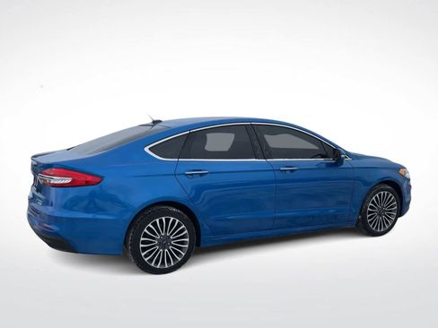Used 2019 Ford Fusion Energi Titanium FWD image 9
