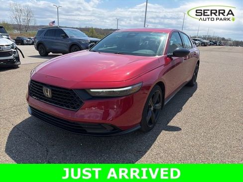 Used 2023 Honda Accord Sport image 1