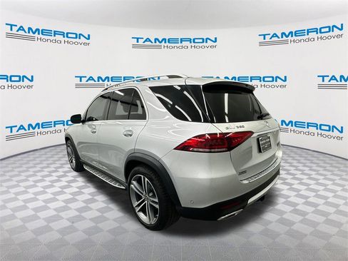 Used 2020 Mercedes-Benz GLE 350 GLE 350 w/ 3rd Row Seat Package image 3