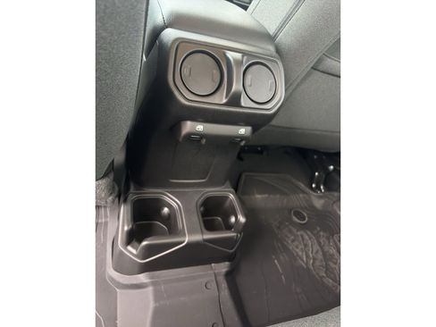 New 2026 Jeep Gladiator Sport image 13