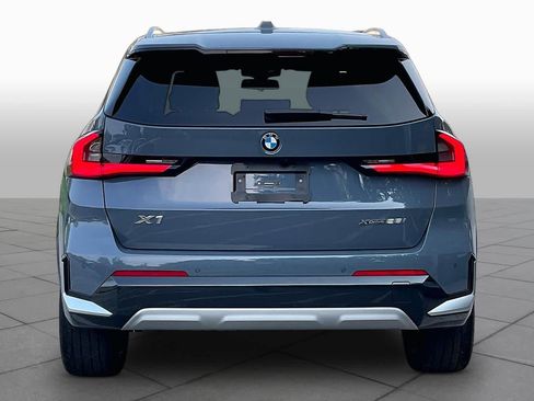Used 2025 BMW X1 xDrive28i w/ Technology Package AWD/4WD image 4