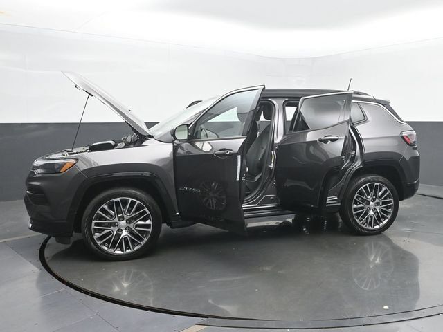 Used 2024 Jeep Compass Limited w/ Elite Group AWD/4WD image 51