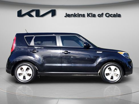 Used 2016 Kia Soul image 9