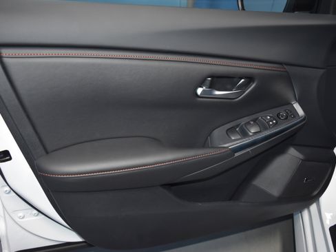 New 2025 Nissan Sentra SR w/ SR Premium Package image 3