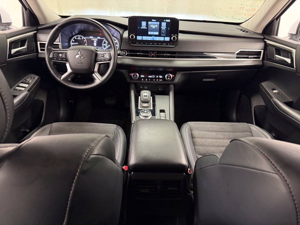 Used 2024 Mitsubishi Outlander SE FWD image 33