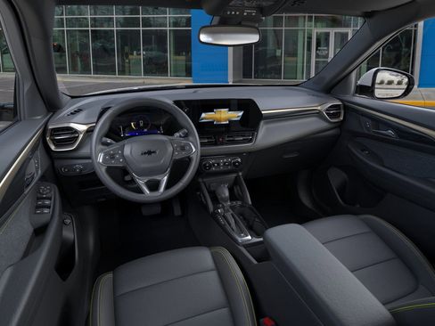 New 2025 Chevrolet TrailBlazer ACTIV w/ Convenience Package image 17