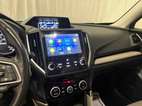 Certified 2023 Subaru Forester Limited image 37