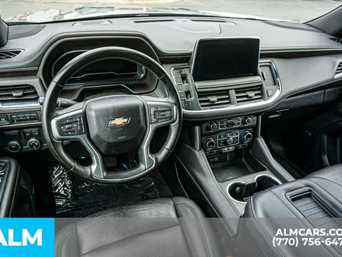 Used 2024 Chevrolet Suburban LT RWD image 31