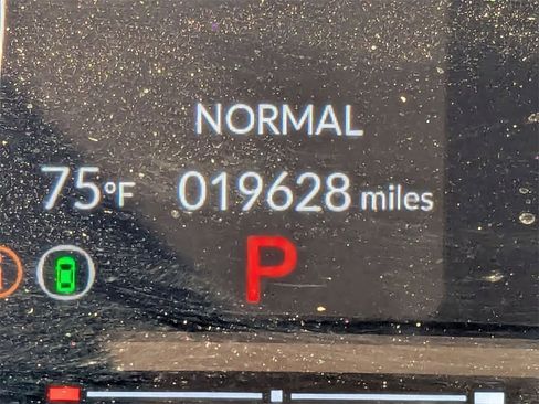 Used 2025 Honda Civic Sport image 16