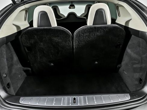 Used 2018 Tesla Model X 100D image 14