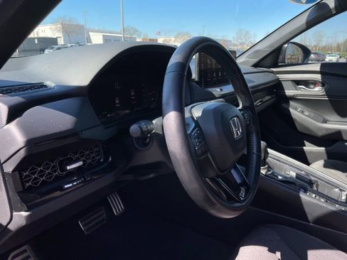 Certified 2025 Honda Accord Sport image 28