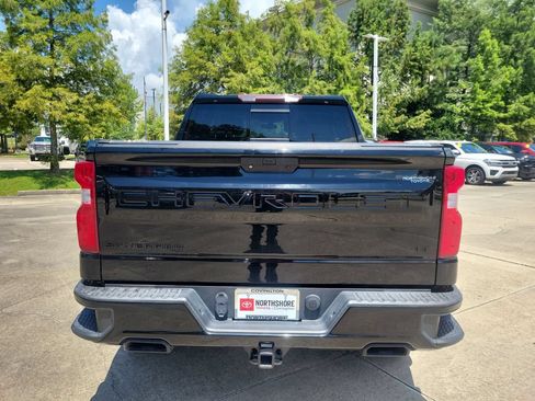 Used 2020 Chevrolet Silverado 1500 LT Trail Boss w/ Midnight Edition AWD/4WD image 5
