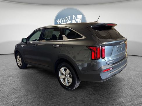 Certified 2023 Kia Sorento LX AWD/4WD image 6