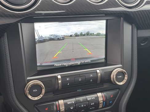 Used 2021 Ford Mustang Shelby GT500 w/ Technology Package RWD image 17
