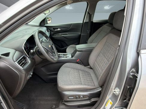 Used 2023 Chevrolet Equinox LT FWD image 5