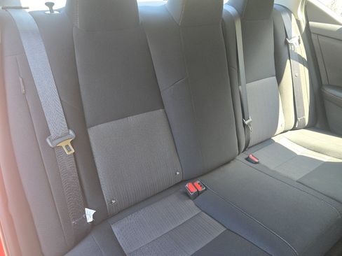 Used 2024 Nissan Sentra SV FWD image 14