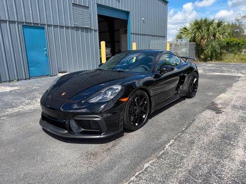 Used 2020 Porsche 718 Cayman GT4 RWD image 91