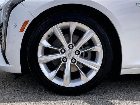 Used 2025 Cadillac CT5 Premium Luxury RWD image 35