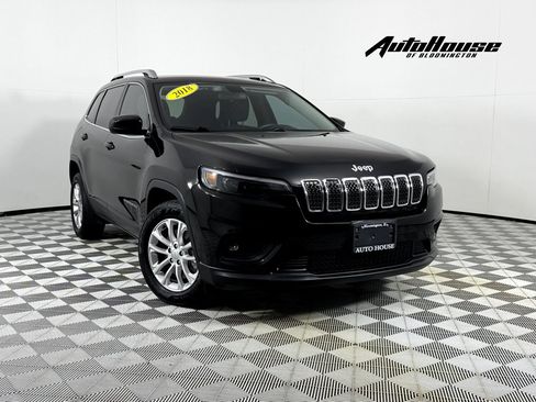 Used 2019 Jeep Cherokee Latitude w/ Popular Appearance Group FWD image 1