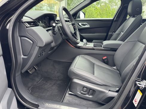 New 2026 Land Rover Range Rover Velar Dynamic SE AWD/4WD image 12