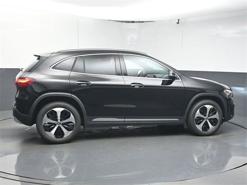 New 2026 Mercedes-Benz GLA 250 image 8