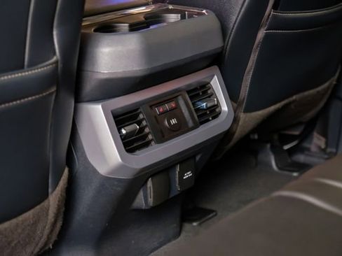 Used 2023 Ford F350 Lariat w/ Lariat Ultimate Package AWD/4WD image 41