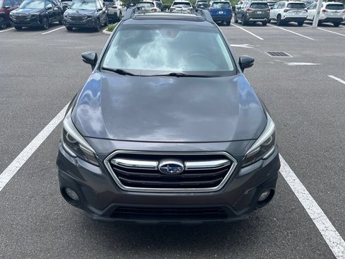 Used 2019 Subaru Outback 2.5i Limited AWD/4WD image 2