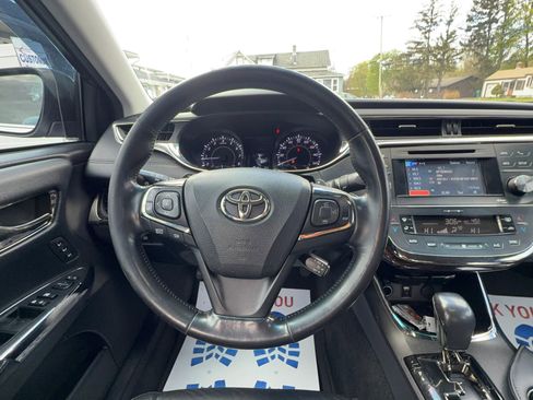 Used 2013 Toyota Avalon XLE Touring FWD image 13