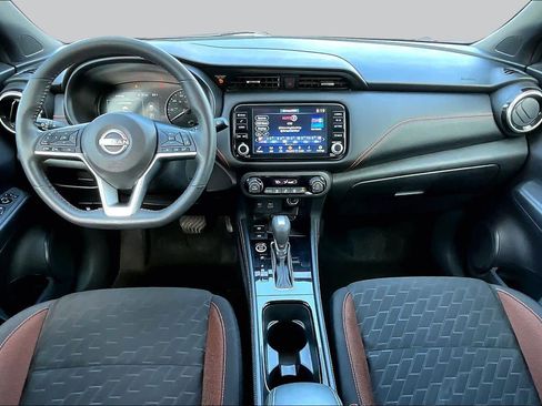 Certified 2023 Nissan Kicks SR FWD image 15